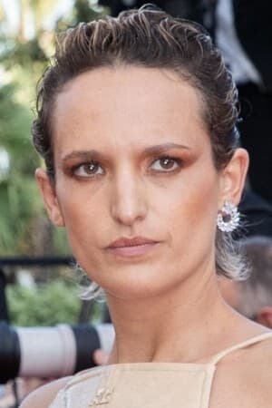 Agathe Rousselle profil kép