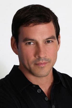 Tyler Christopher profil kép