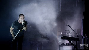 Nine Inch Nails: Beside You in Time háttérkép