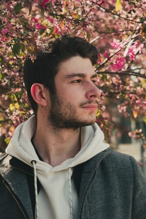 /j8A1eLtb2mlOFOy3uAFquCbd6Cq.jpg