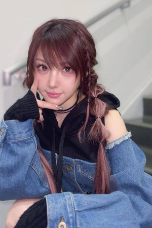 Reina Tanaka profil kép