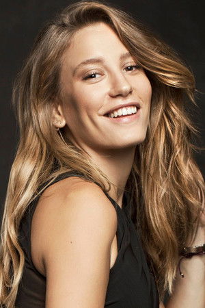Serenay Sarıkaya profil kép