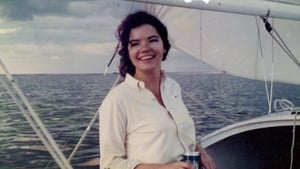 Raise Hell: The Life & Times of Molly Ivins háttérkép