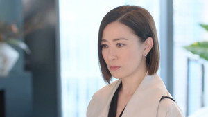 新聞女王 2. évad Ep.5 5. epizód