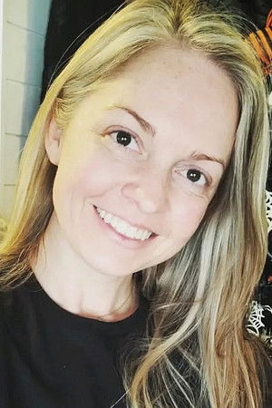 Laura Beth Love profil kép
