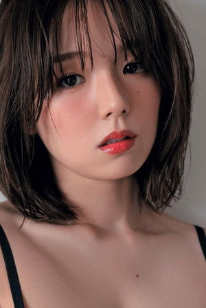 Ai Shinozaki profil kép