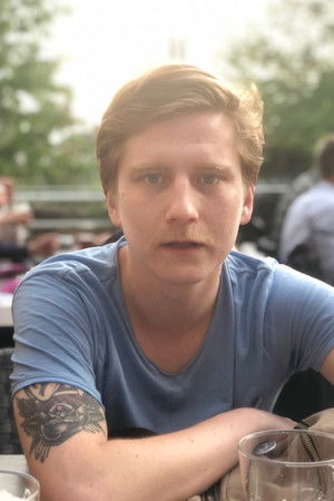 Måns Leonard