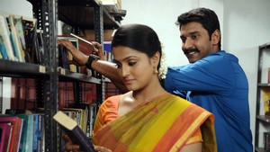 நாலு போலீஸும் நல்லா இருந்த ஊரும் háttérkép