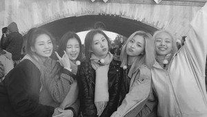 파리에 있지 (Paris et ITZY) kép