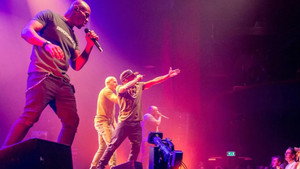 IAM à l'Olympia háttérkép