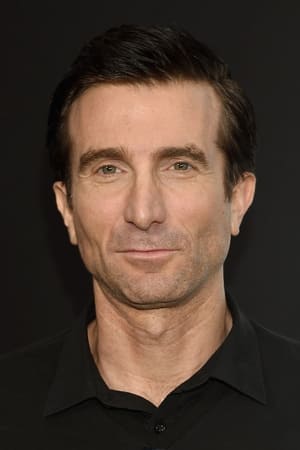 Sharlto Copley profil kép