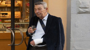 Come ti muovi, sbagli háttérkép