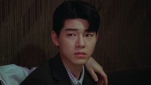가우스전자 1. évad Ep.8 8. epizód