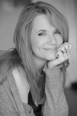 Lea Thompson profil kép