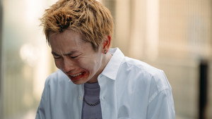 愚か者の身分 háttérkép