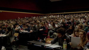 Le Concours háttérkép