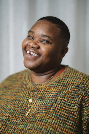 Joy Gharoro-Akpojotor profil kép