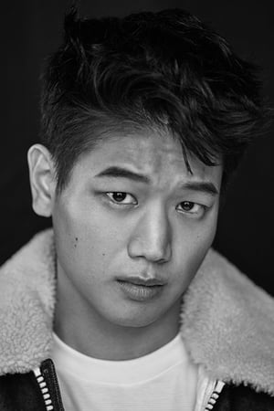 Ki Hong Lee