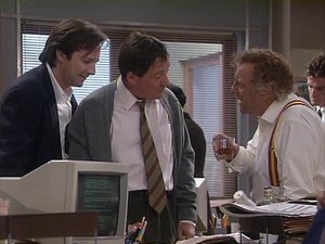 Drop the Dead Donkey Season 4 Ep.1 1. epizód