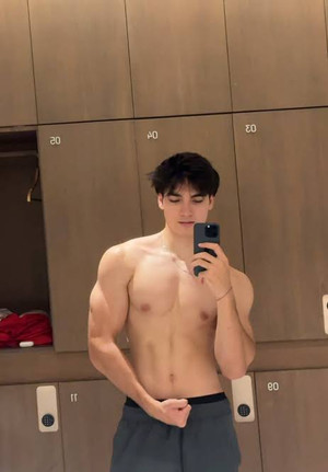 Oliver Roberts profil kép