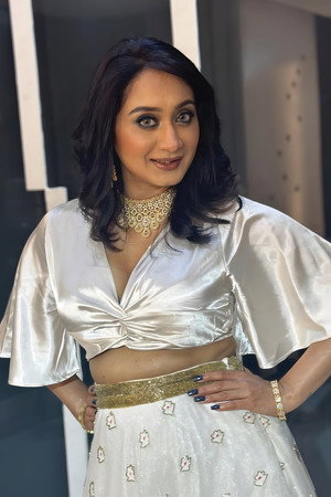 Zinat Sanu Swagata