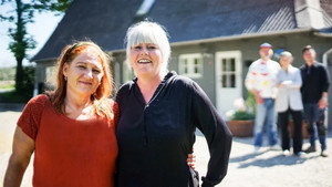 I Hus til Halsen 12. évad Ep.1 1. epizód