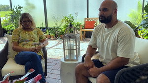 Idrees Khan: Ties to Trinidad háttérkép