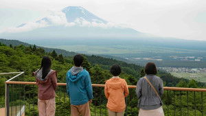 富士山と、コーヒーと、しあわせの数式 háttérkép