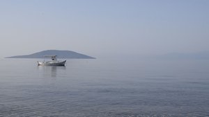 84 Μέρες Καλοκαιριού háttérkép
