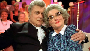 The Mrs Merton Show Season 3 Ep.7 7. epizód