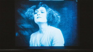Elvira Notari . Oltre il silenzio háttérkép