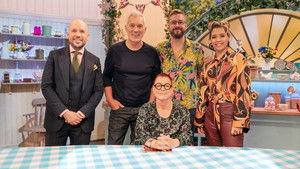 The Great British Bake Off: An Extra Slice 6. évad Ep.4 4. epizód