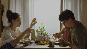 영화로운 나날 háttérkép