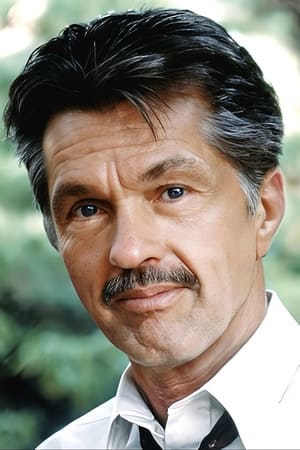 Tom Skerritt profil kép