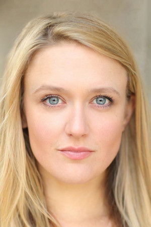 Emily Head profil kép