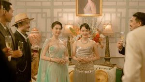 Chị Chị Em Em 2 háttérkép