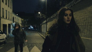 Au bout de la rue háttérkép