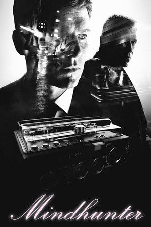 MINDHUNTER - Mit rejt a gyilkos agya poszter