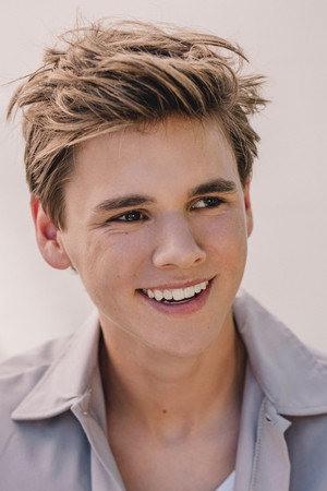 Gavin White profil kép
