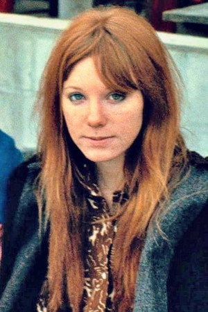 Pamela Courson profil kép