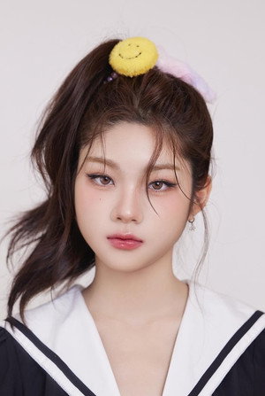 แองจี้ ภัณฑิรา อู่หิรัญ profil kép