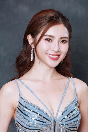 Nina Liang profil kép
