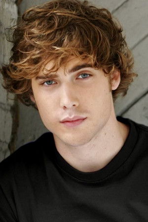 Dustin Milligan profil kép