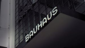 Bauhaus 100 háttérkép