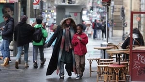 Sous les étoiles de Paris háttérkép