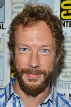 Kristen Holden-Ried profil kép