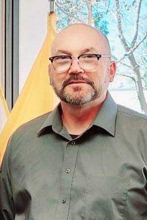 Steve Ryfle profil kép