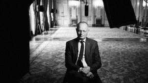 Dissolution, histoire d'un séisme politique háttérkép