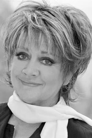 Amanda Barrie