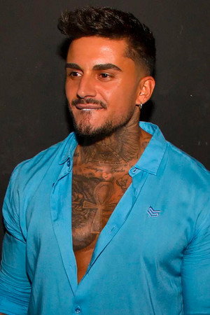 Julián Requena profil kép